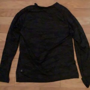 Lulu lemon athletic long sleeve shirt